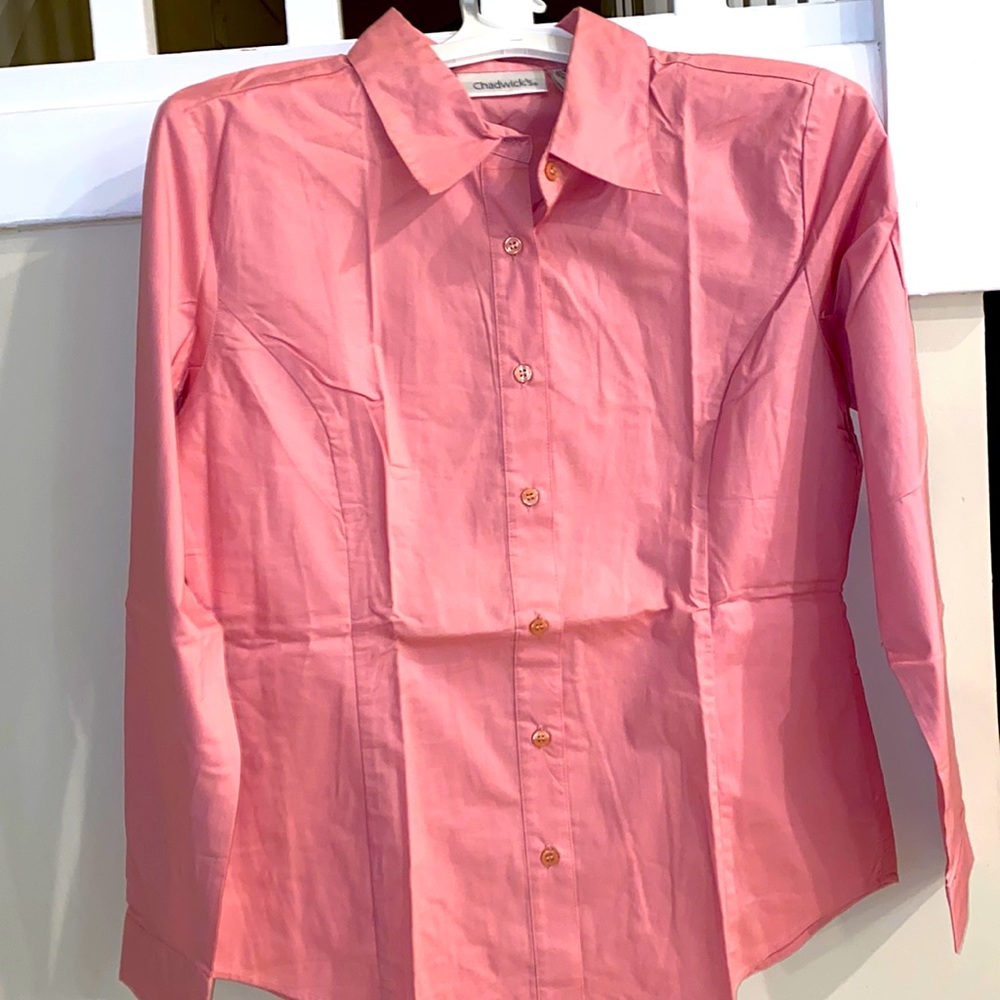 NEW Chadwick’s Size M Ladies Button Down Pink Long Sleeve Shirt